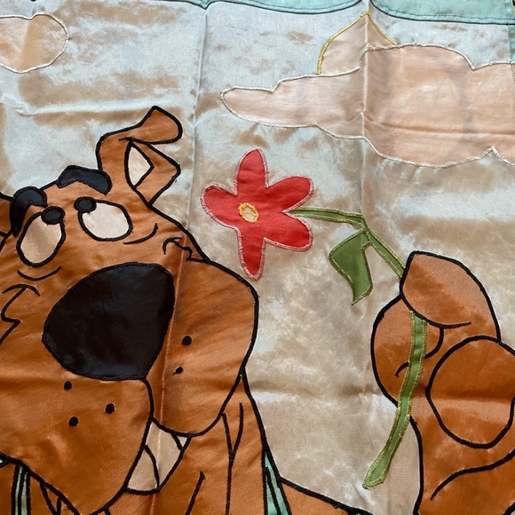 Vintage Scooby Doo Outdoor Flag Flowers and Sky - Picture 8 of 9